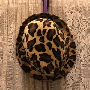 LEOPARD PRINT BRUSHED FAUX FUR FEDORA HAT